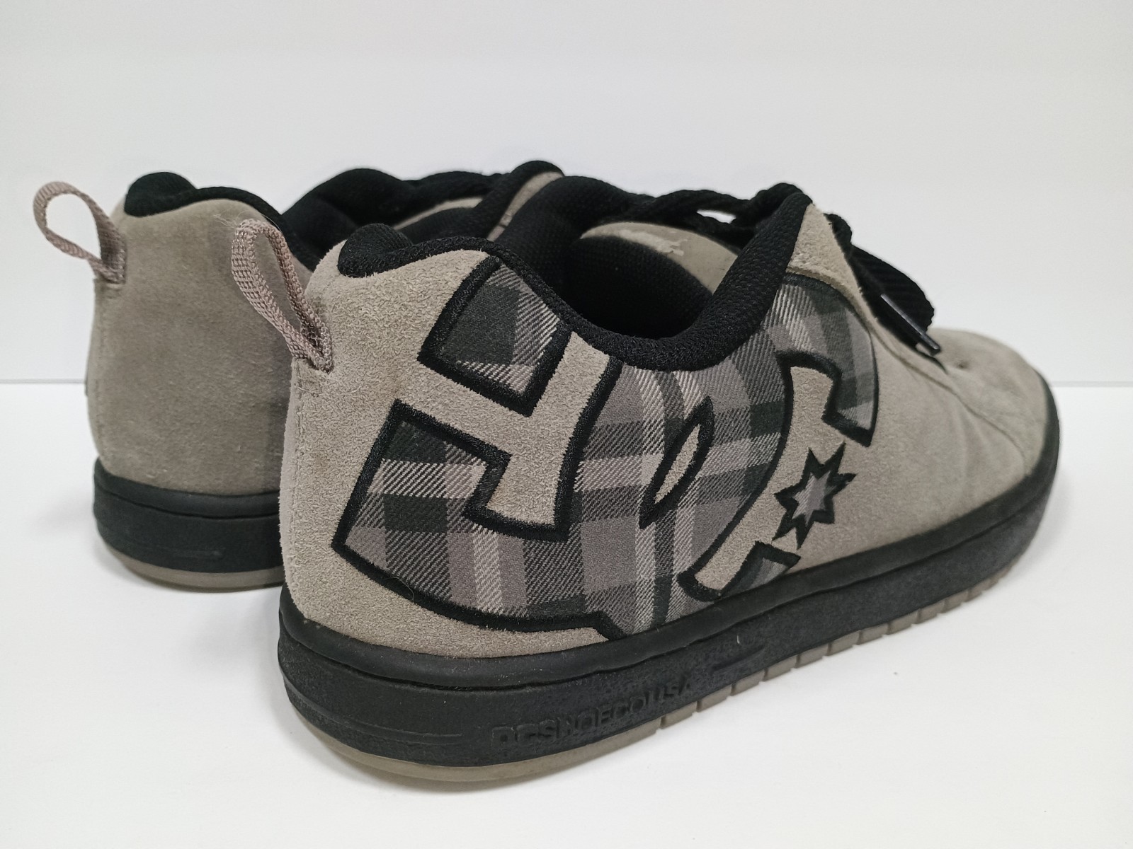 Dc Shoes Court Graffik SE 2011 Mens Size 13 Skate Shoes Gray Plaid Vintage image 10
