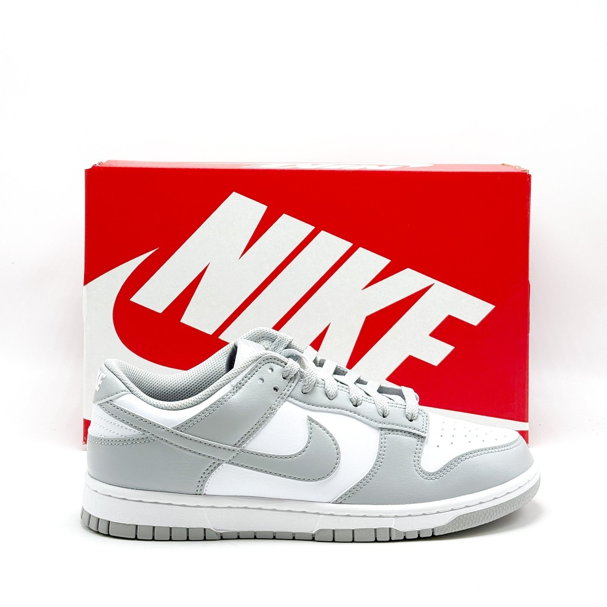 NEW* MEN NIKE DUNK LOW RETRO WHITE/LIGHT SMOKE (HF5441 105), SZ