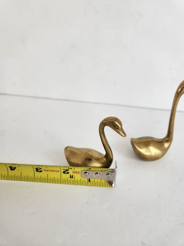 Vintage Set Of 2 MCM Pair Miniature Brass Swans Birds 60s Figurine Set Couple - Picture 3 of 7