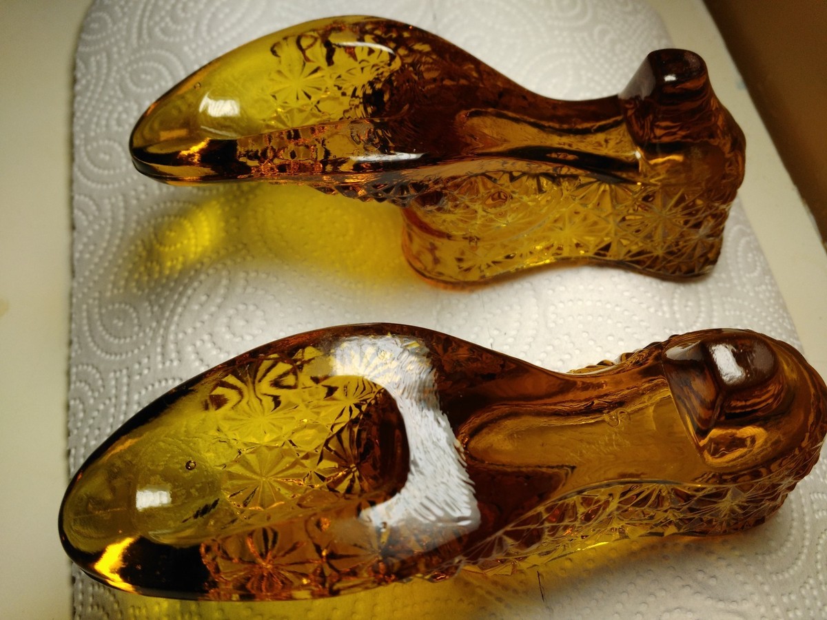 lot of 5 Vintage Amber Glass Shoe Slipper - Daisy & Button Pattern