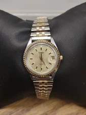 Timex Quartz Womens Silver & Gold Tone Bracelet Watch New Battery