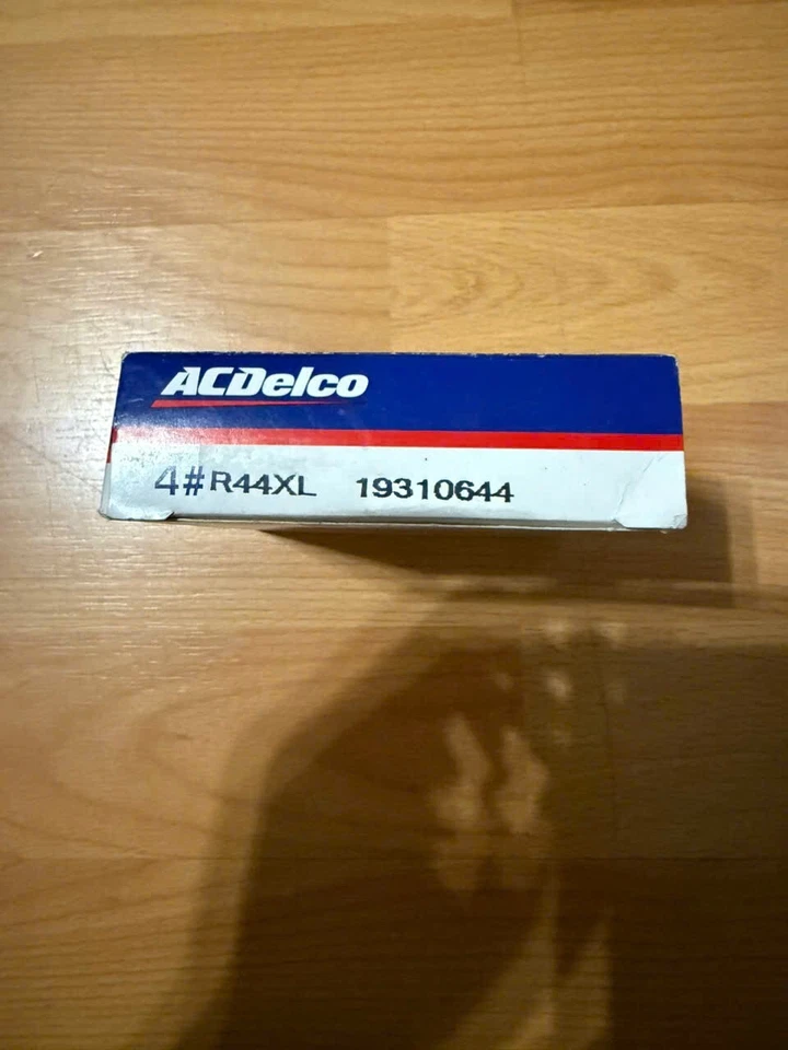 Paquete de 4 bujías originales GM ACDelco R44XL ps Foto 2 de 2