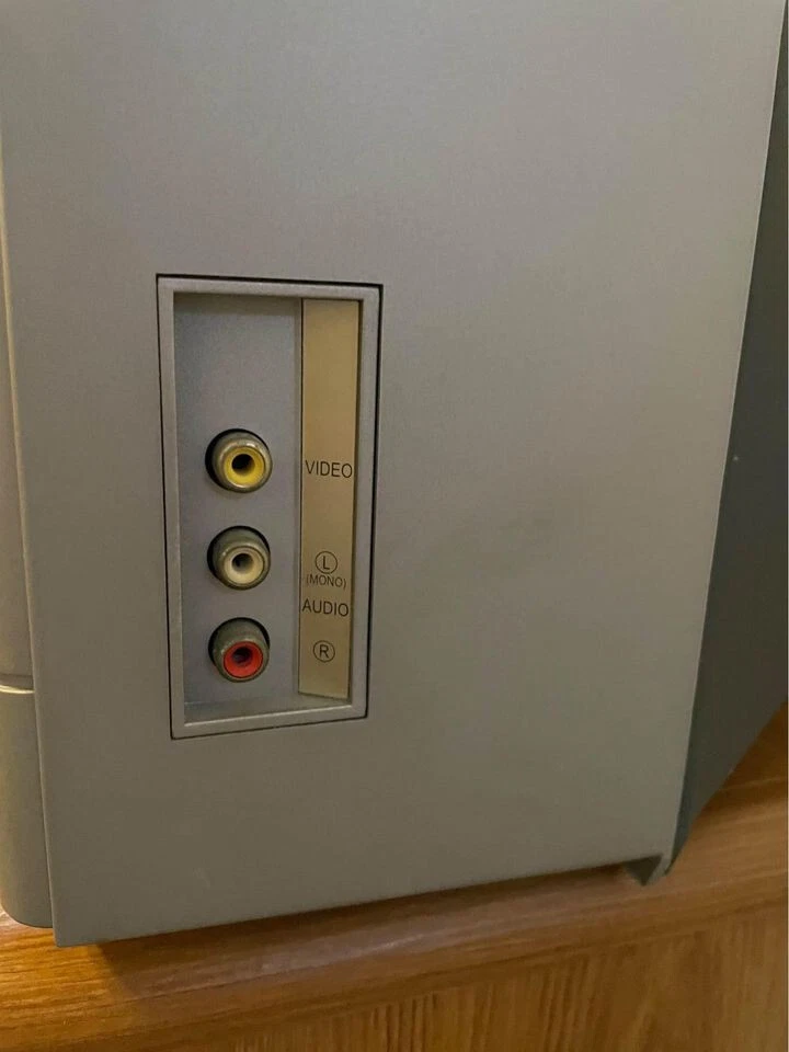 RCA 24V510T 24 pulgadas CRT TV retro para juegos TV con control remoto Foto 4 de 4