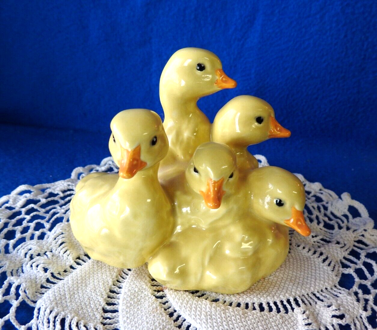 Vintage Holland Mold  Duck Cluster Ducklings Baby Duck Figurine Sculpture