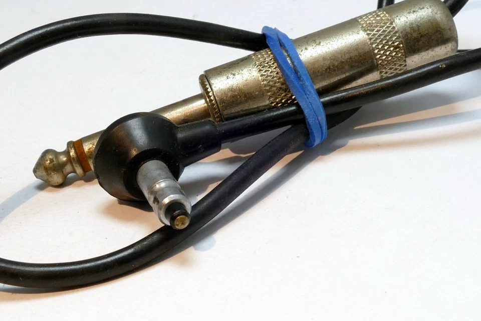 6.35mm to Male Cord  Flash Cable Sync  cable 12" long - Image 2 of 4