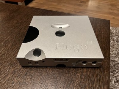 CHORD Hugo TT - DAC with remote, headphones amplifier