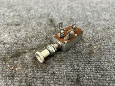 Cessna 150F - Landing Light Switch | 0713035 | (6S) Cessna 150F - Landing Light Switch | 0713035 | (6S)