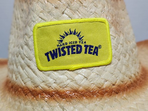 Sombrero de paja de té helado duro Twisted Tea promoción exclusiva - Imagen 2 de 7