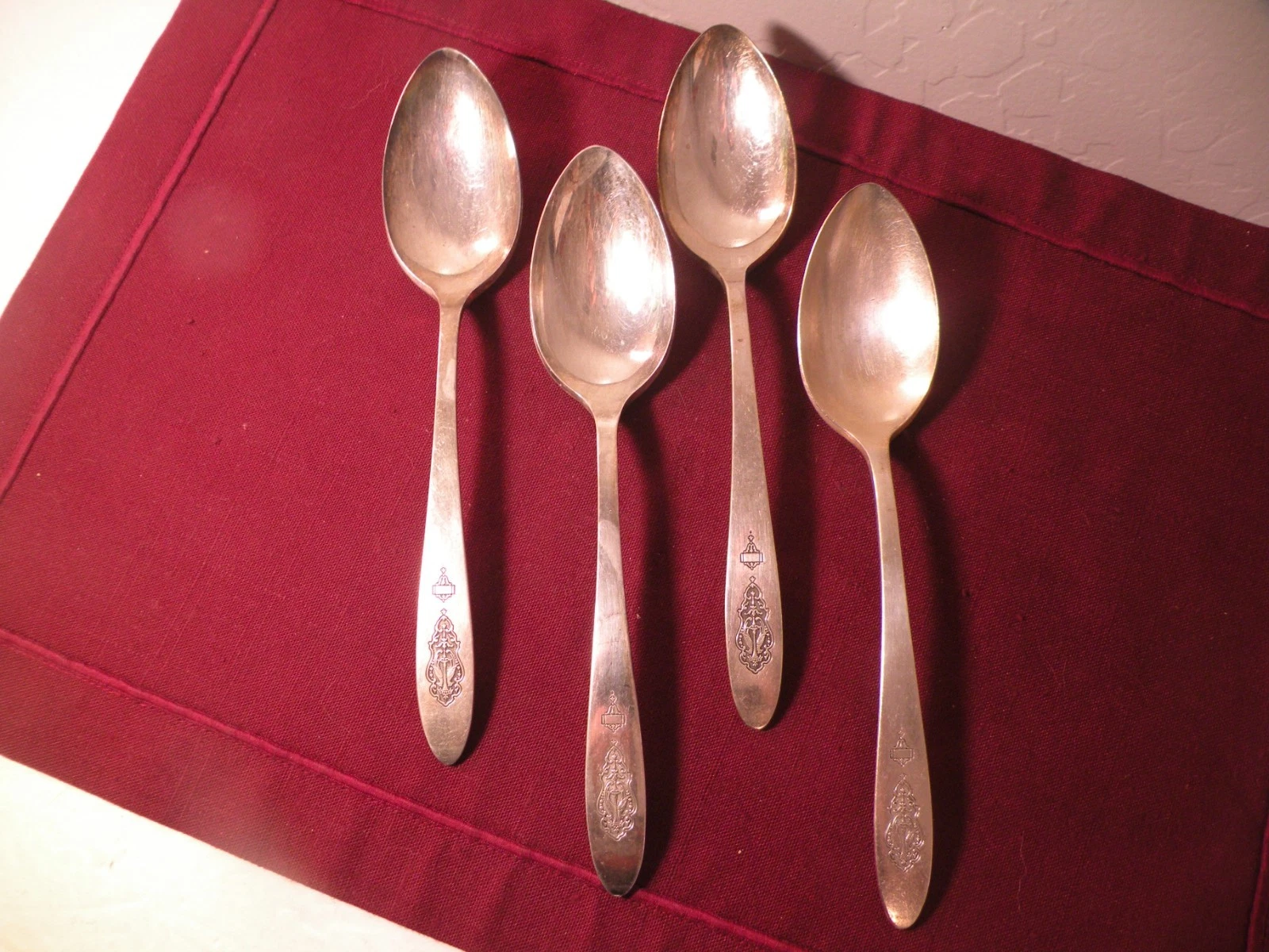 Set Of 4 Oneida Community 1923 BIRD OF PARDISE Table Serving Spoons 8 1/4"