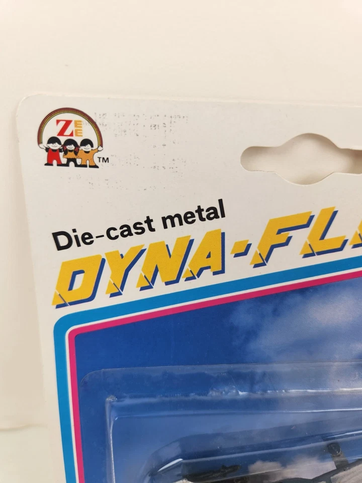 Zylmex Dyna-Flites MIG-25 Foxbat Zee Toys Very Rare New on Card 1993 Vintage - Image 4 of 4