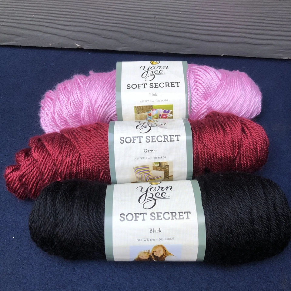Yarn Bee Soft Secret Acryl GARN 6 Unzen 300 Yard Pink Granat Schwarz *NEU*