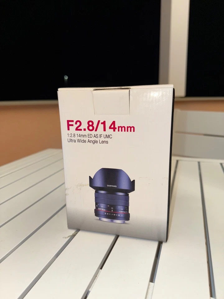 SAMYANG 14mm f/2.8 ED AS IF UMC Ultra Wide Lens - Immagine 3 di 4