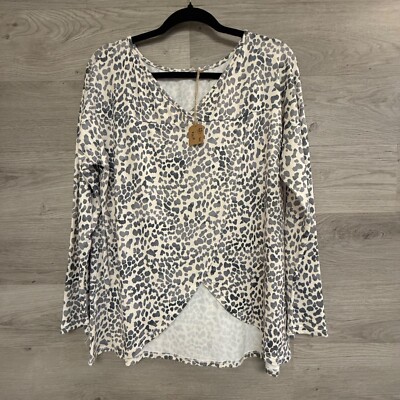 Unbranded Sweater Womens Small Relaxed Leopard Print Gray Cream Tan Soft Cozy