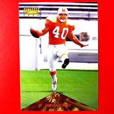 Mike Alstott 1996 Pinnacle Rookie Card #158 NFL Tampa Bay Buccaneers. rookie card picture
