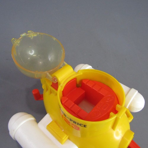Vintage Fisher Price Submarine 1978 Plastic Vehicle Toy 323 Adventure People - Imagen 8 de 8