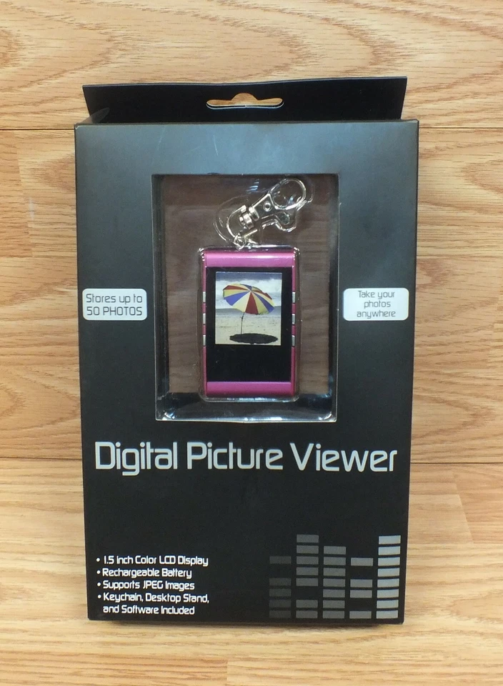 Pink 1.5" Color LCD Digital 50 Photo JPEG Picture Viewer Keychan (056 13 0710) - Image 2 of 4