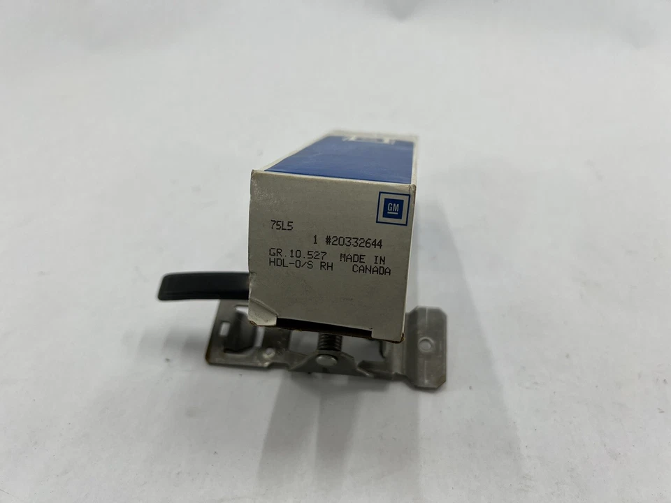 MANIJA DE PUERTA EXTERIOR DELANTERA GM RH ORIGINAL CUTLASS SKYLARK 20332644 Foto 2 de 2