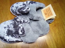 New Dena Lives Silver/ Gray Faux Fur Memory Foam Slippers Unisex Size M 7-8