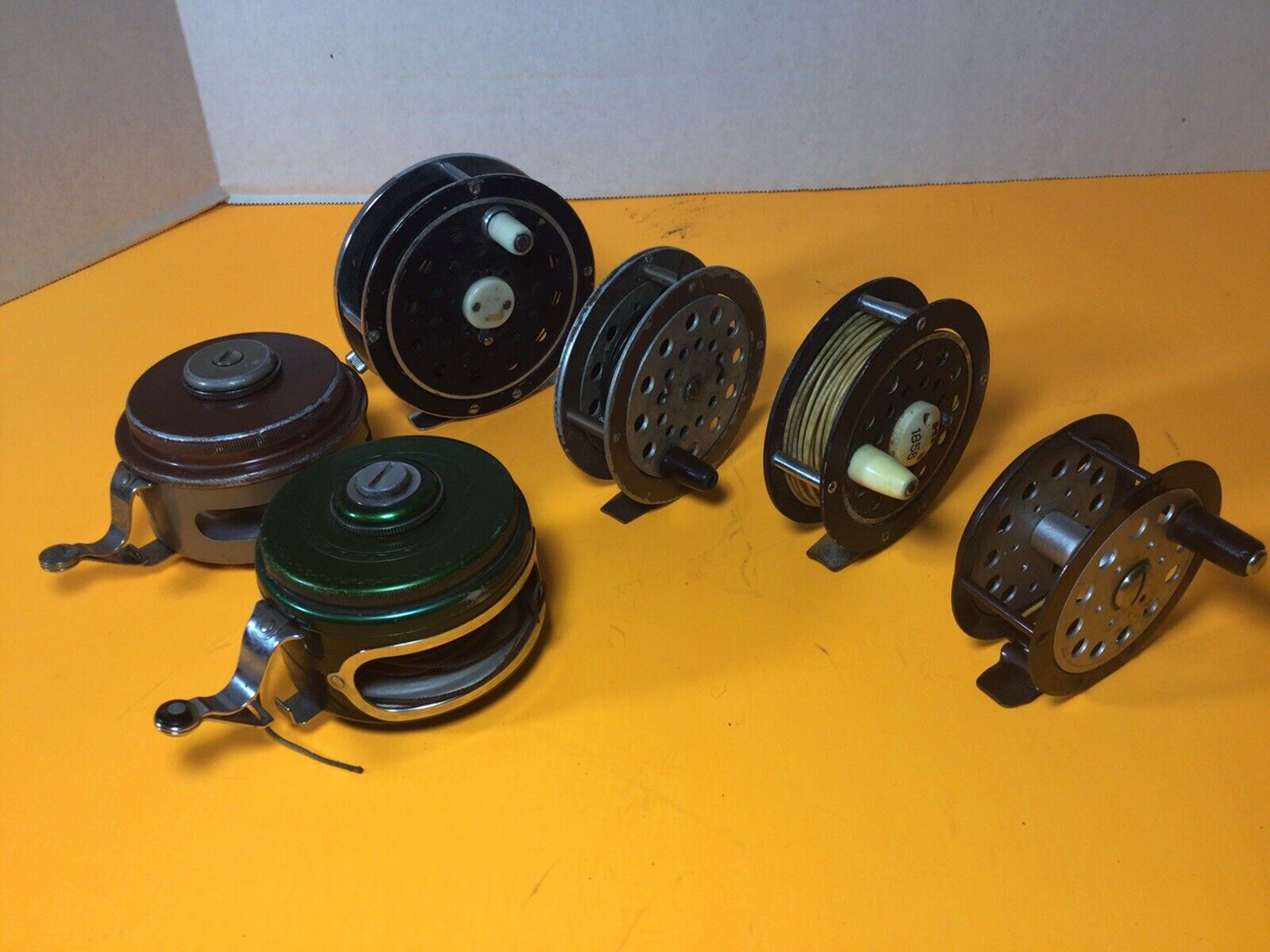 Max 68% OFF Six Cash special price vintage five fishing reels