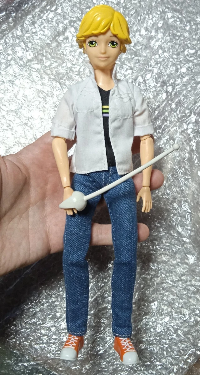 Adrien miraculous on sale 26 cm