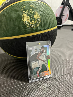Topps 2025-26 Giannis Antetokounmpo Sole Ambition SA-5 Milwaukee Bucks