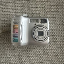 Nikon Digital Camera Coolpix 2200 2.0MP Silver Tested & Working
