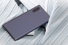 Samsung Galaxy NOTE 10 SM-N970F/DS 256GB DUAL SIM Factory Unlocked phone Black