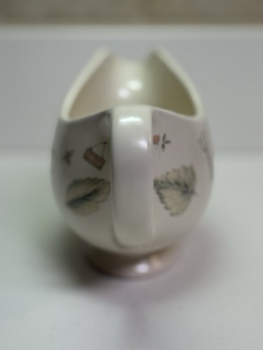 Pfaltzgraff Naturewood Gravy Boat - Picture 4 of 7