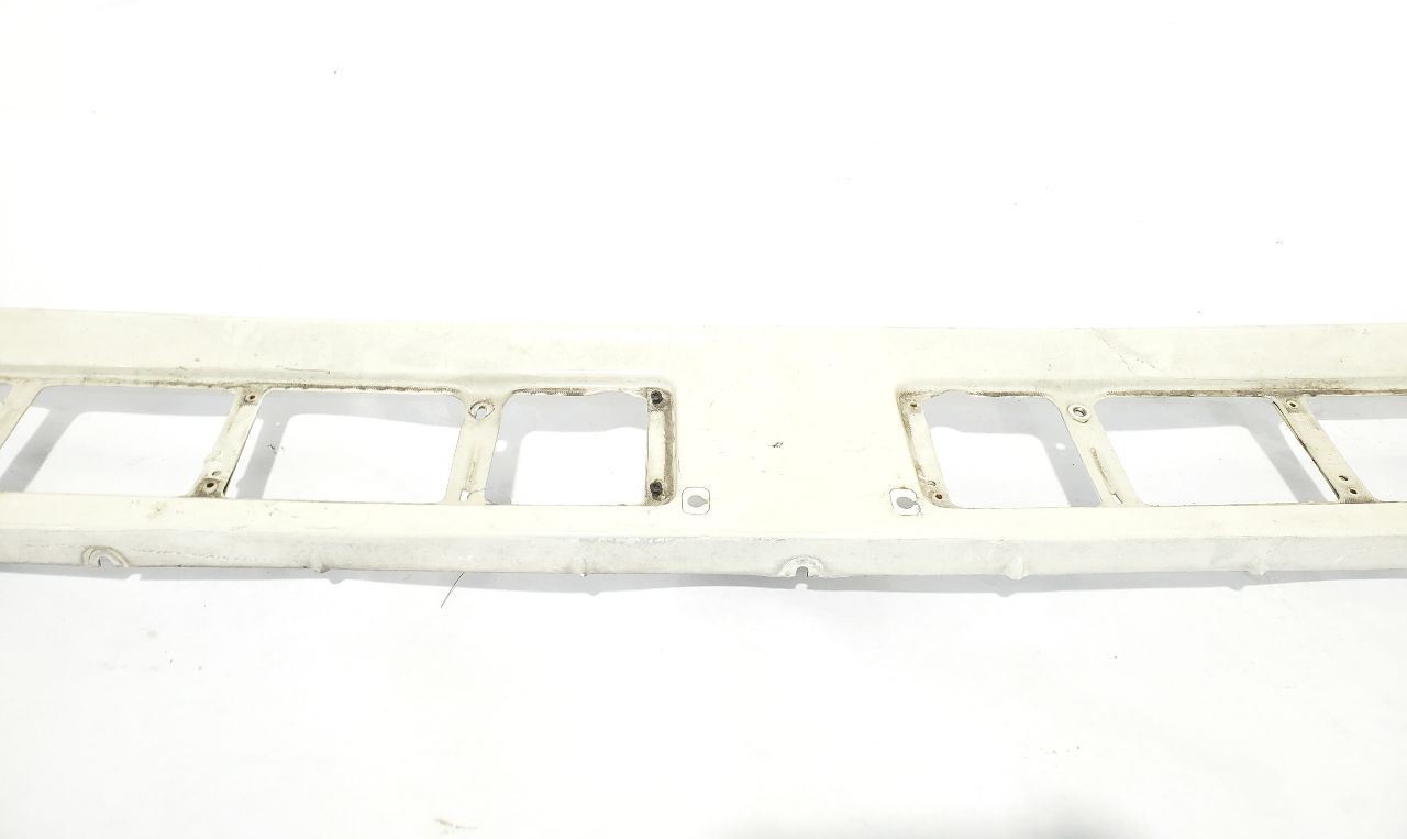 1990 Bentley Turbo R Automatic OEM Windshield Wiper Cowl Vent Panel White 