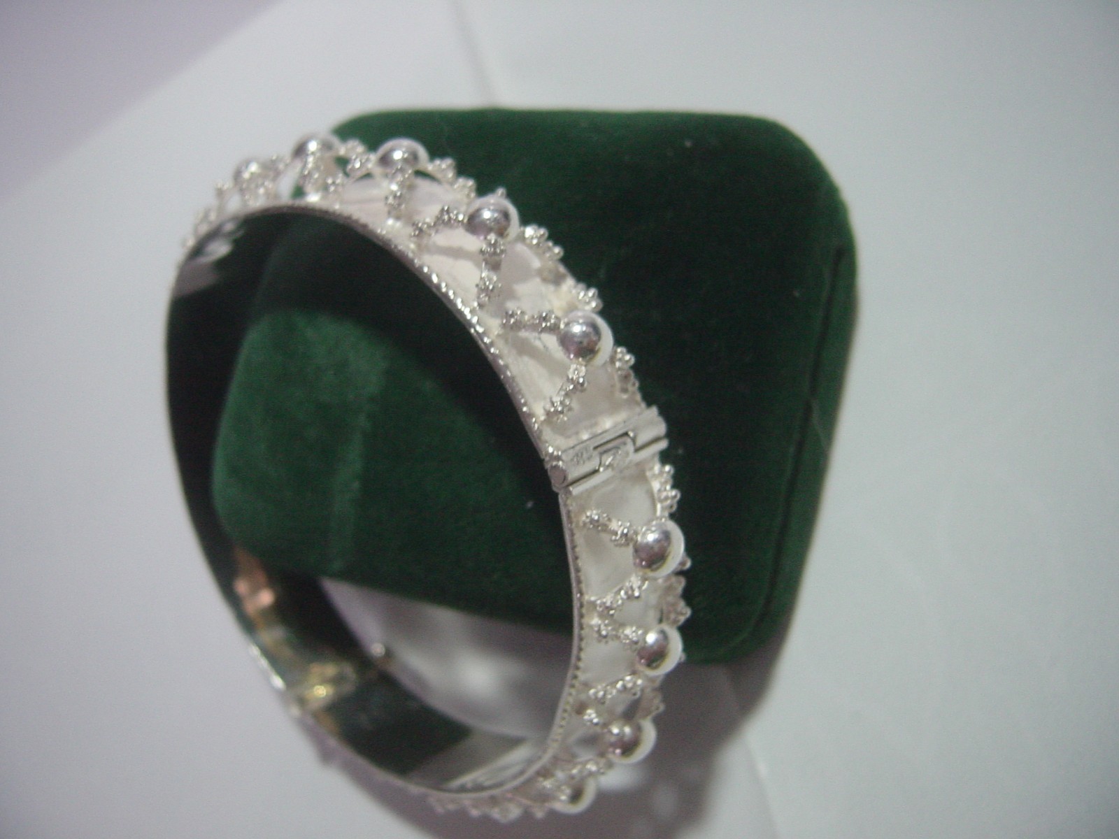 Vintage UNIQUE solid Silver Bangle-Superb Design … - image 18