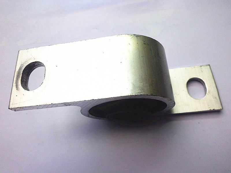 LEFT SIDE NEW FRONT LOWER Control Arm REAR Bushing SUBARU OUTBACK 2000