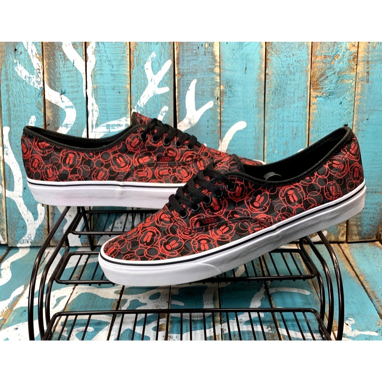 RARE Vans x Disney Collab Mickey Mouse Mens Authentic… Gem