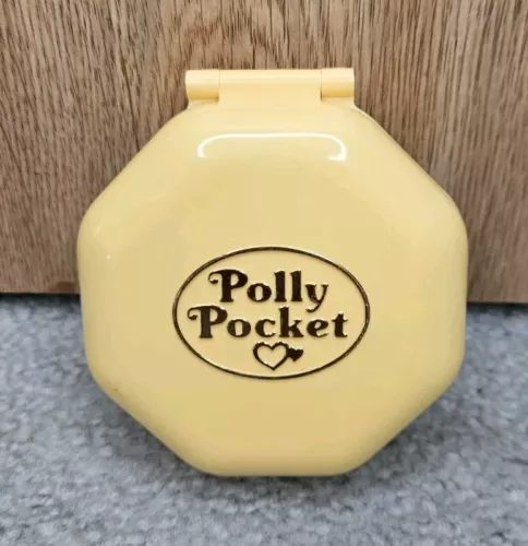 POLLY POCKET - Hair Dressing Salon - Bluebird 1990 Yellow Octagon compact