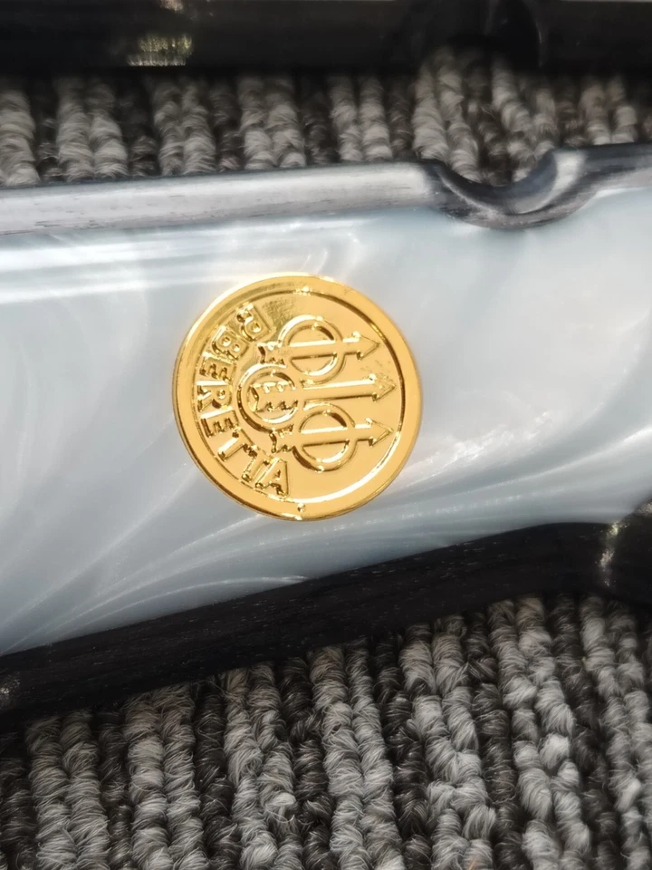 Beretta 92 fs grips white pearl resin with gold medaillon black wood 92F 92A1 92 - Image 4 of 4