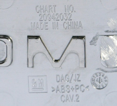 3 1/4" GMC Sierra 1500, Yukon Center Cap #20941995 single - Picture 3 of 3
