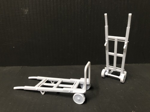 GN15 ,G scale TWO Sack Trolley's for platforms or workshops - Picture 6 of 8