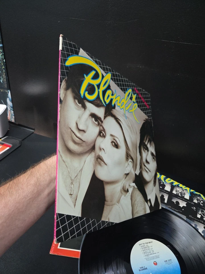 Blondie Eat To The Beat 1979 1st Press W/Insert/1979 Tour Book VG+/VG+ RARE - Image 4 of 4