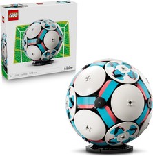 LEGO 43019 Editions Football 3D Display Model Kit & Miniature Stadium Set