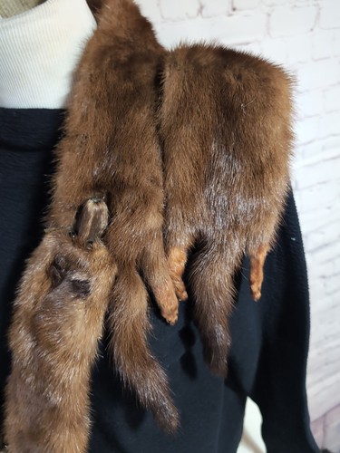 VTG 4 Whole Body RED BROWN MINK Pelts BOA Stole Wrap Scarf 48” Snap Chain Close - Picture 10 of 16