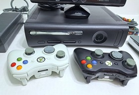 Microsoft Xbox 360 Elite Console Bundle Controllers Power Supply Cables Kinect 