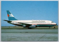 Canadien Pacifique Airlines Boeing 737-2T5 Postcard