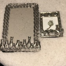 CAT PICURE FRAMES X 2