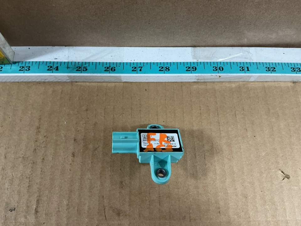 2008 - 2016 Audi A5 Cabrio Front Right Side Sensor 8K0955557C OEM - Image 2 of 4