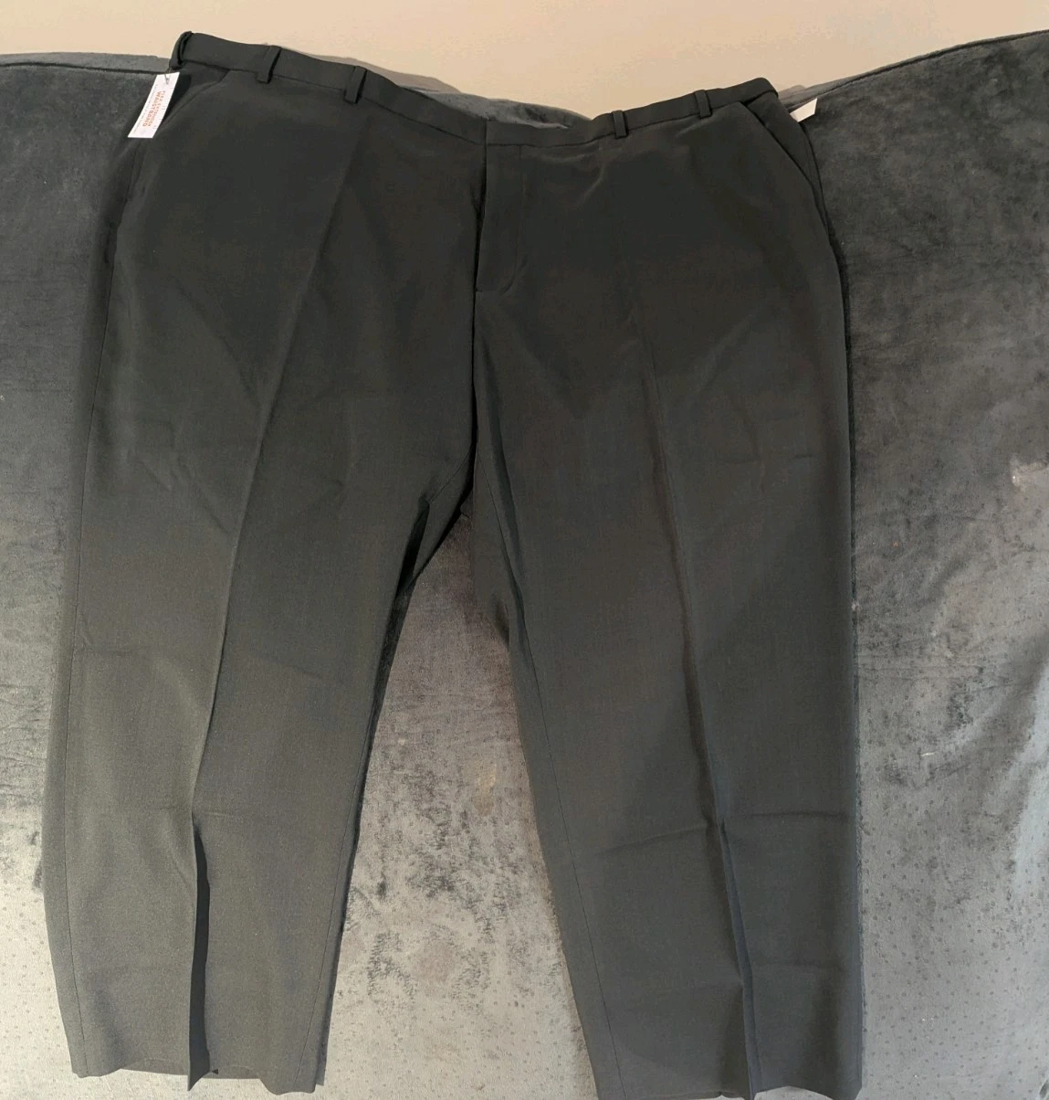 Men's Dark Gray Van heusen Pants 50x29 Stretch Waist
Opens in a new window or tab