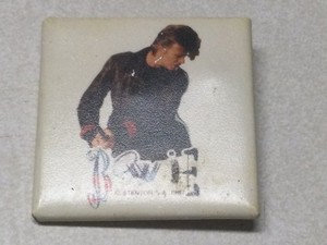 Vintage David Bowie 1987 Glass Spider Tour - Vintage CONCERT PIN BUTTON