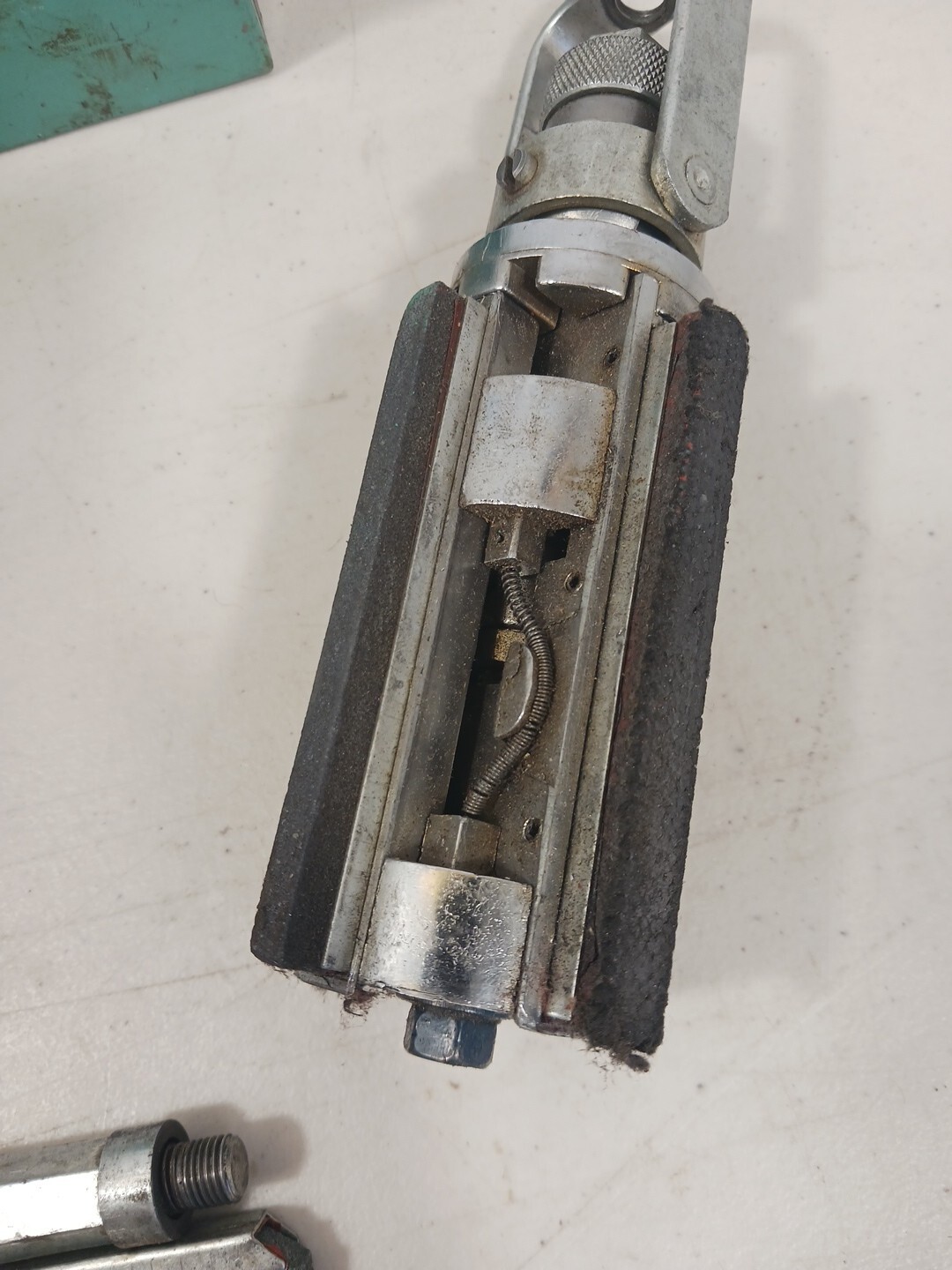 Lisle Model CHJ Cylinder Hone eBay