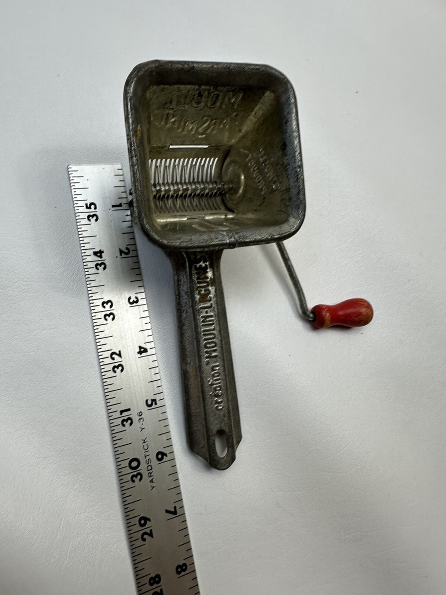 Vintage Creation Tin Moulin Legumes Mouli Persil Nut Chopper