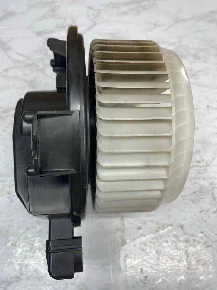 Dodge Ram Promaster 2500 motor soplador 14 a 24 HVAC motor calentador OEM 68250220AC Foto 4 de 4