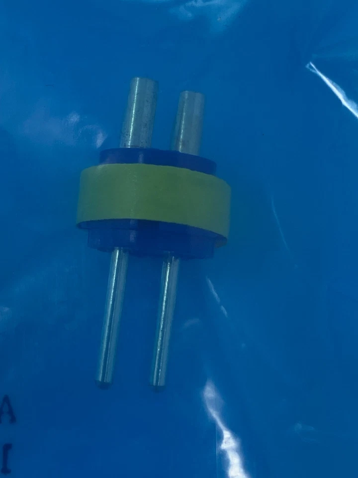 4-Amphenol Aerospace 97-12S-3P Industrial Insert Plug 2-C Solder 10-825803-03P - Image 4 of 4