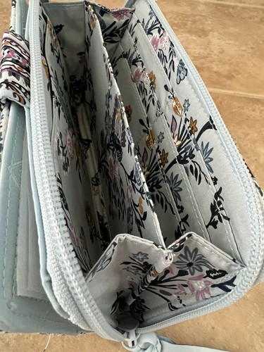 *NWT* Vera Bradley Cotton Turnlock Wallet in Soft Sky Paisley - Bild 11 von 14